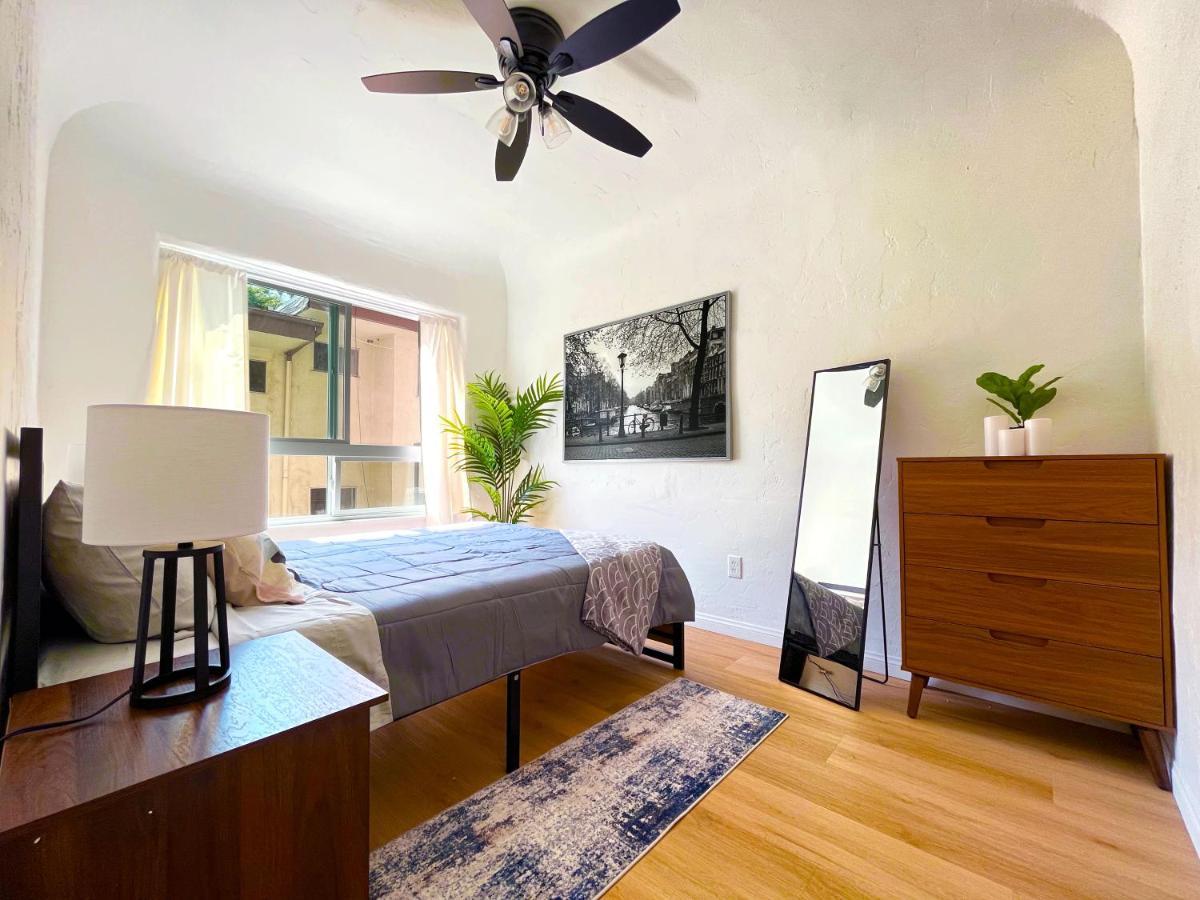 Heart Of Hollywood Apartment - 2Bed 2Bath ロサンゼルス エクステリア 写真